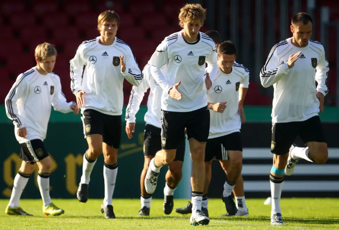 德国战车稳扎稳打，欧洲杯1/4决赛即将揭晓新对手
