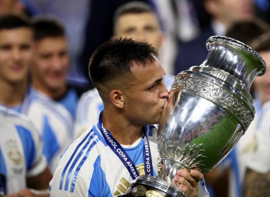 劳塔罗制胜球助阿根廷赢得冠军：劳塔罗本赛季荣誉与表现大盘点