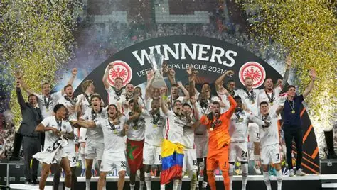 法蘭克福:歐冠賽場(chǎng)的跌宕征途