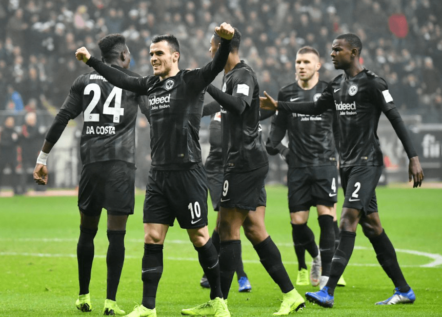 法蘭克福:歐冠賽場(chǎng)的跌宕征途